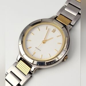 Noevir (Citizen) Vintage Two-Tone Women’s Quartz Watch 6L32-D934 – Japan Made